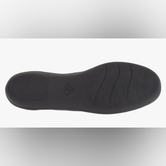 NWT Clarks Ayla Cloudsteppers - Picture 8 of 10